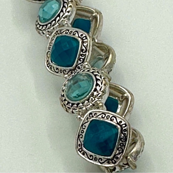 4 really nice bracelets, 1 is a Napier.They’re not magnetic. (SKU 188) - Picture 4 of 9